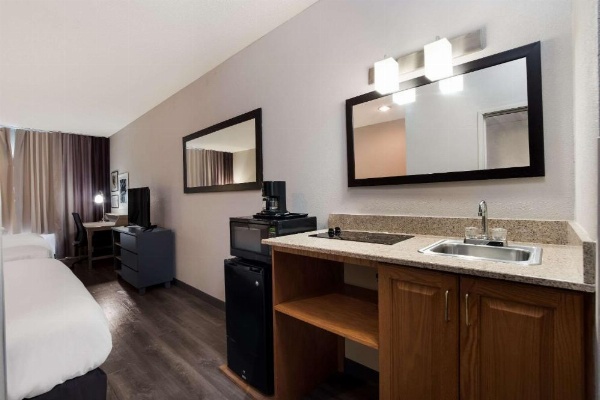 Country Inn & Suites by Radisson, Augusta at I-20, GA image 19